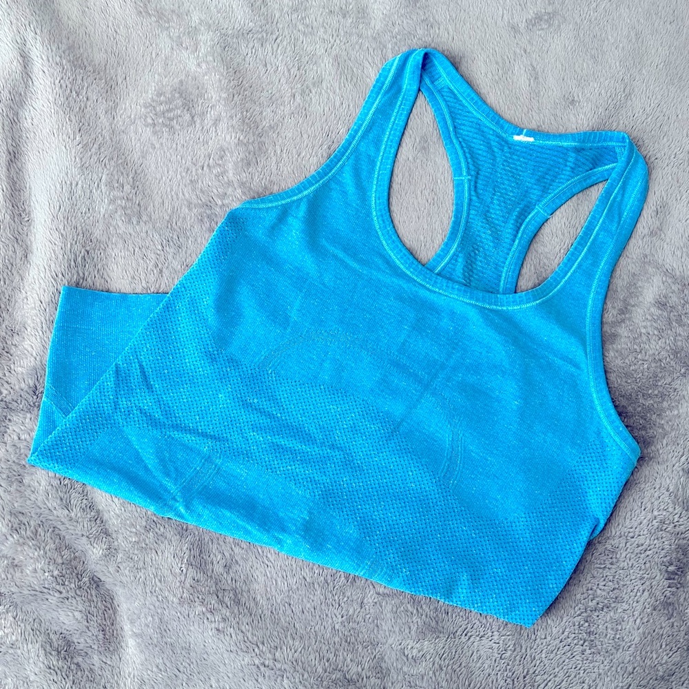 Lulu Lemon Swiftly Racerback Tank. Size 4. Blue.